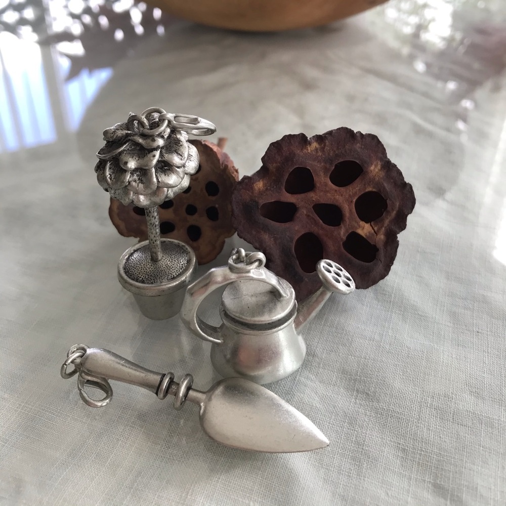Three Garden Charms - Picture 5 of 10